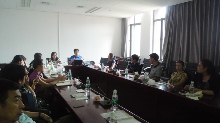 pa集团官网入口院举行英语双学位双专业和大学英语教学教务联系会议2